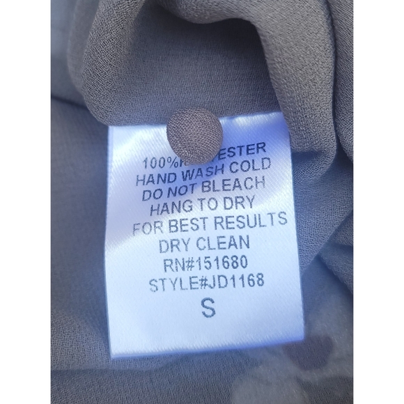 Storia gray floral dress - Picture 10 of 16